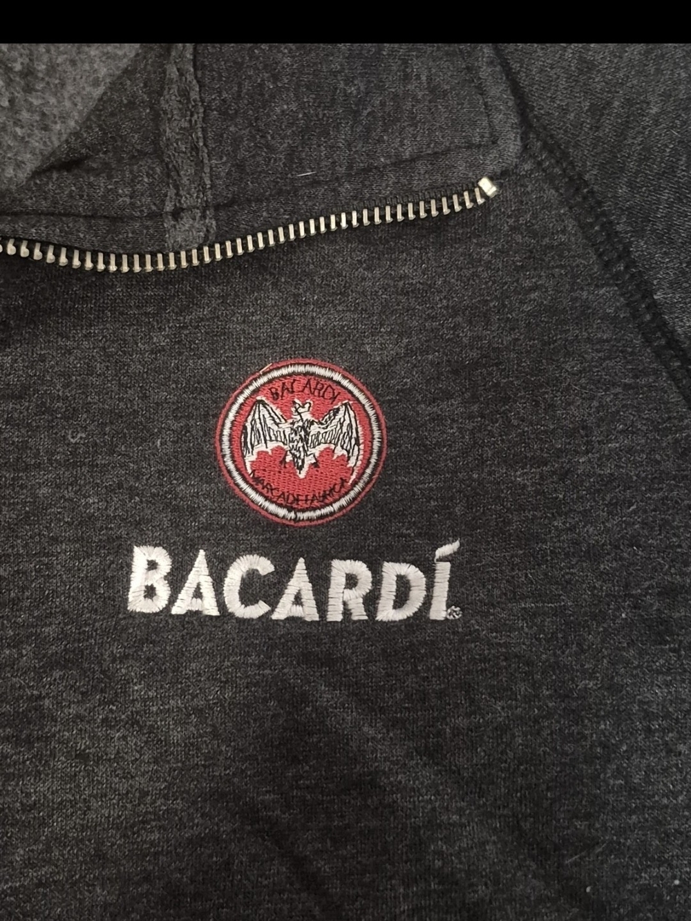 Bacardi Men's 1/4 Zip Fleece Sweatshirt Pullover Kangaroo Pockets Black Size MD - Picture 2 of 7